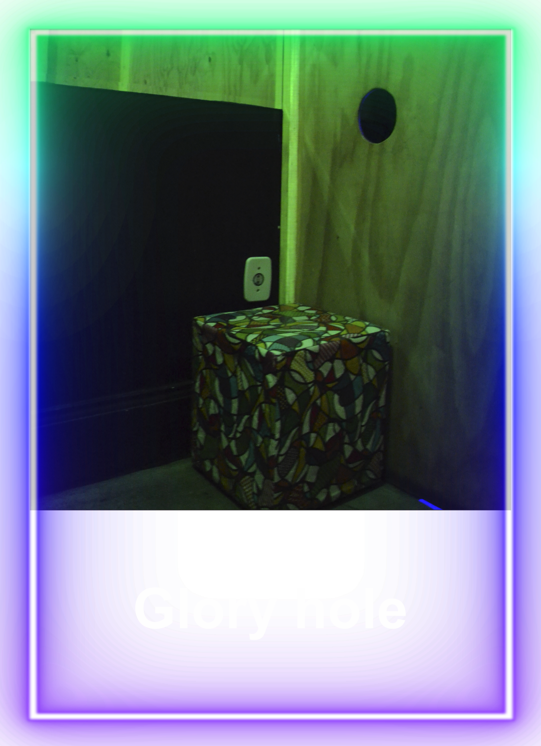 03_Glory hole_red